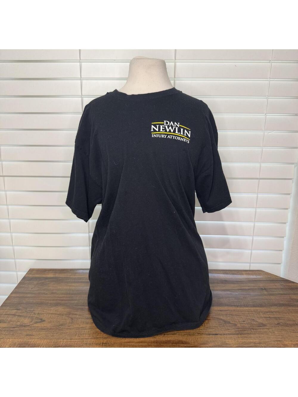 Dan Newlin Injury Attorneys Pitbull Concert 2019 Black T-Shirt Size Large